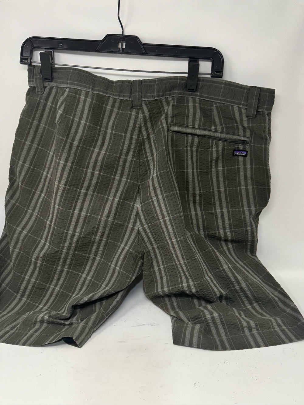 Patagonia Men's grey Plaid organic cotton Shorts size 36 preowned